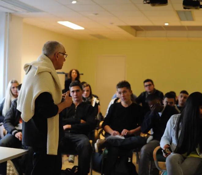 14-11-25_fregni-lycee-faure-morteau-1.jpg