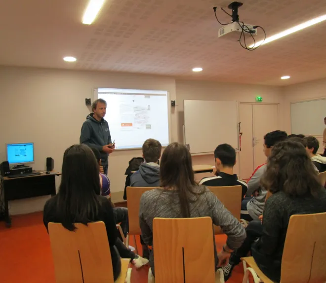 17-11-15_gueraud-valdoie-college-goscinny-1.jpg