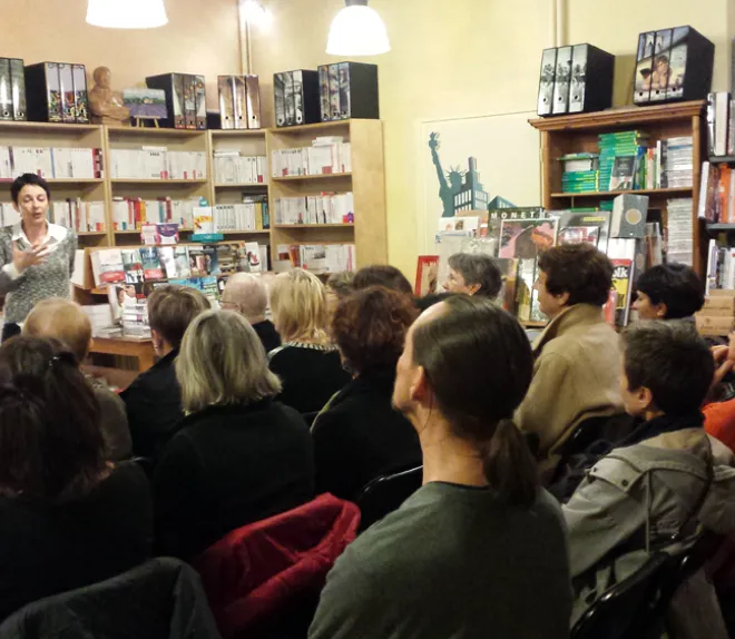la-librairie-a-gray-1.png