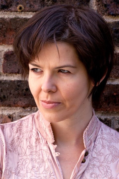 julia-deck_c_helene_bamberger.jpg