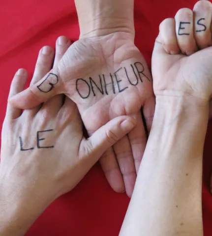 Mains illustrant la COMPAGNIE TÉATR’ÉPROUVÈTE